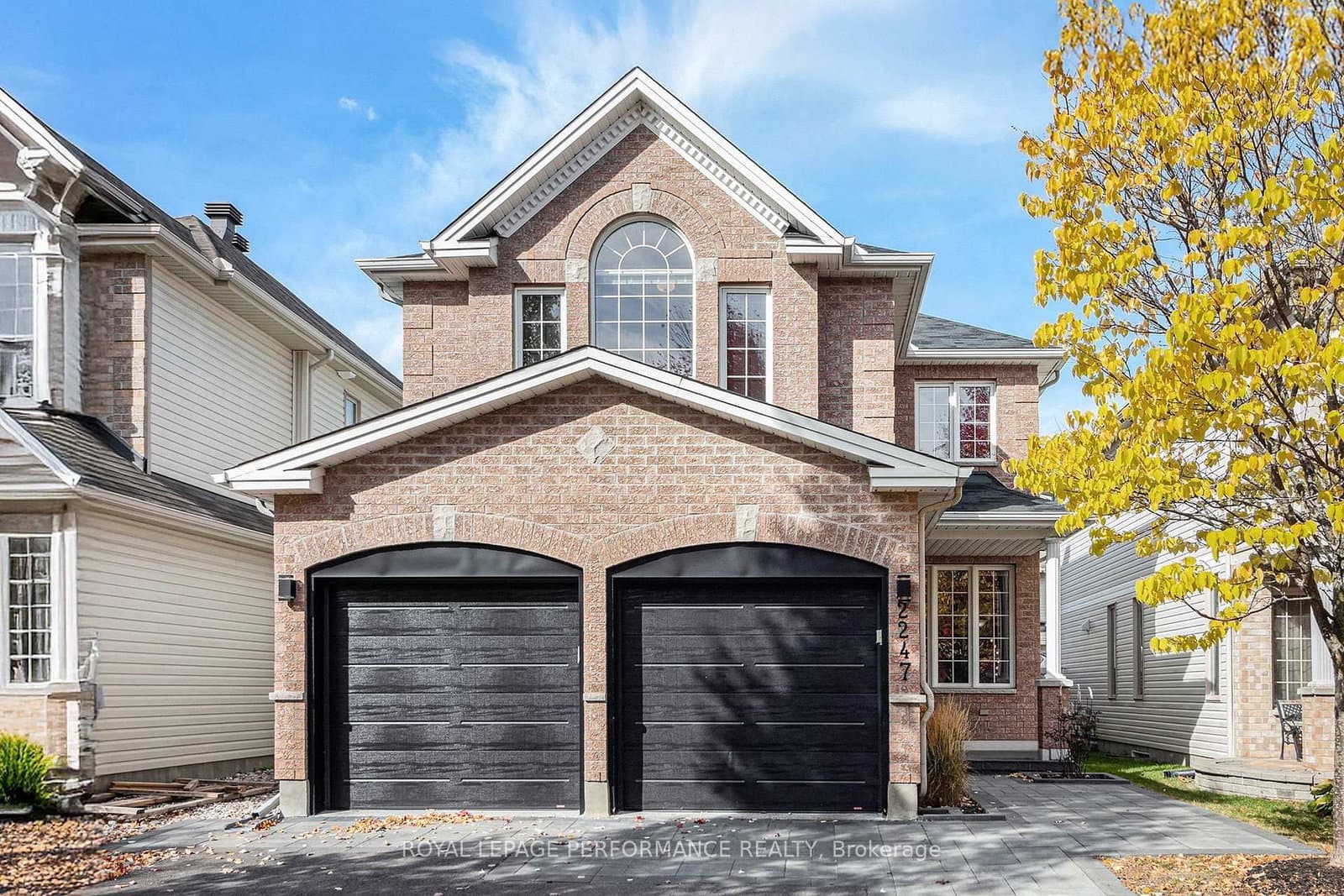 2247 Clendenan Crescent, Ottawa, ON