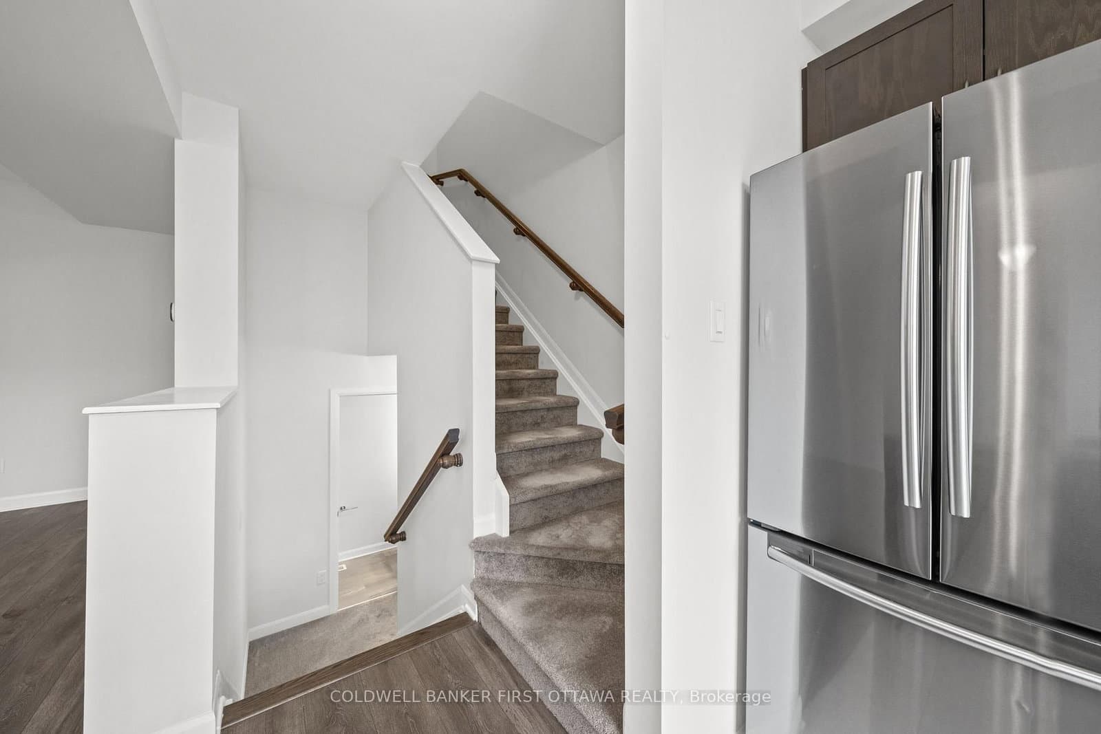 511 Clemency Crescent, Ottawa, ON — photo 3