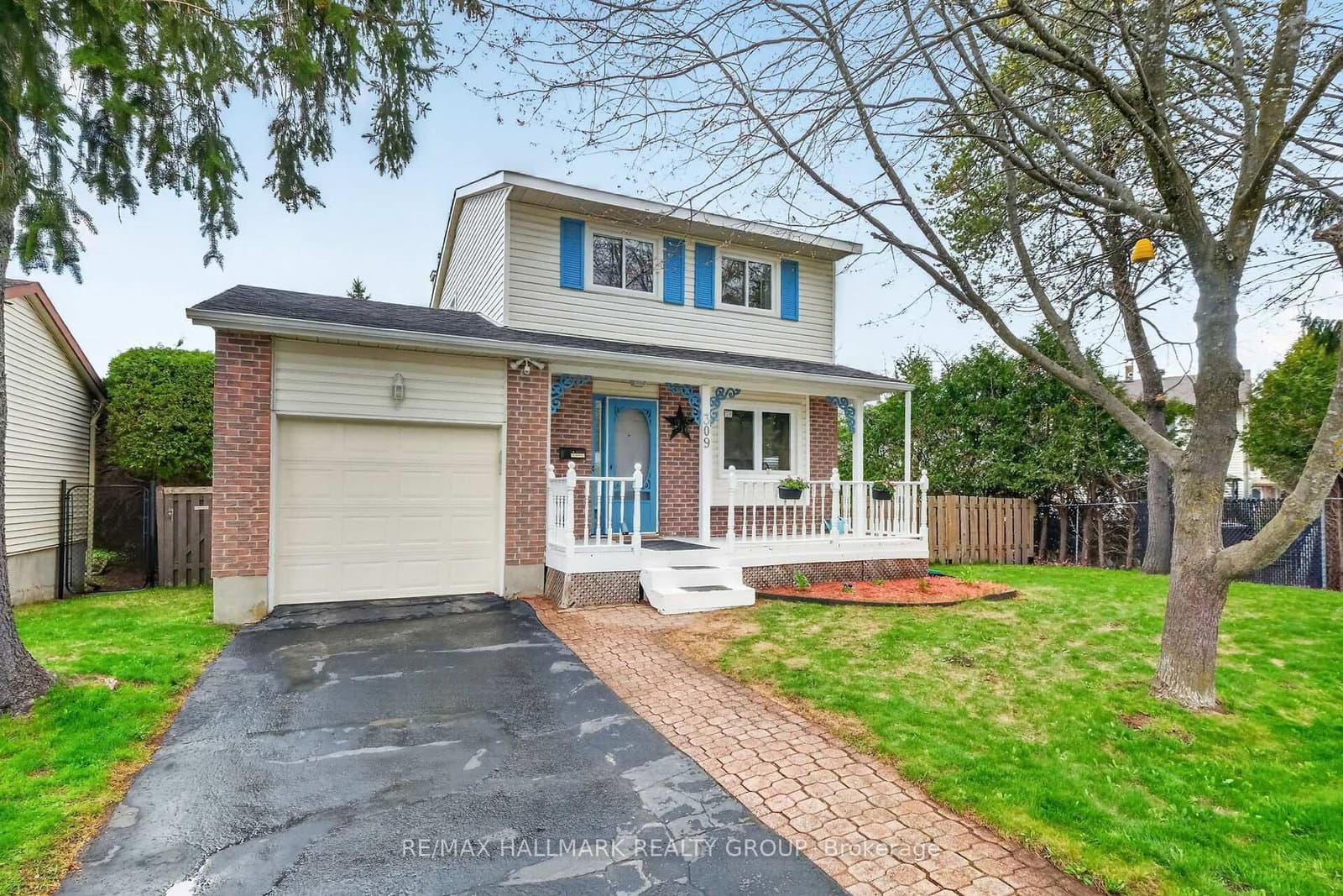 309 Des Epinettes Avenue, Orleans, ON