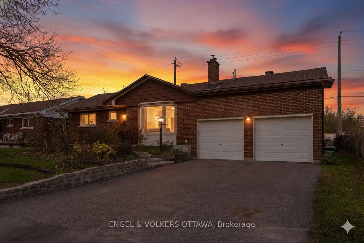 989 Connaught Avenue, Ottawa, ON