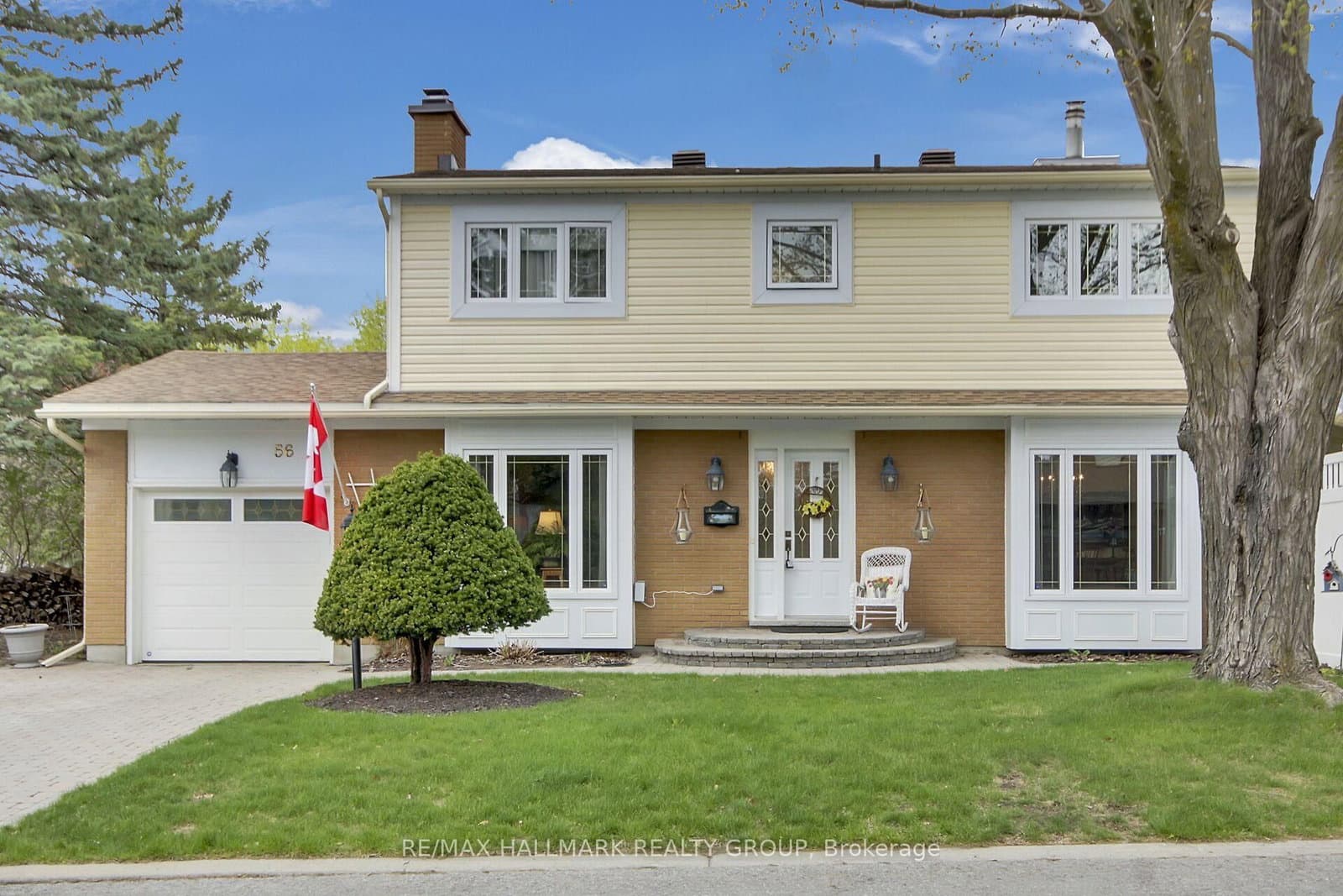 56 Foxleigh Crescent, Kanata, ON — photo 2