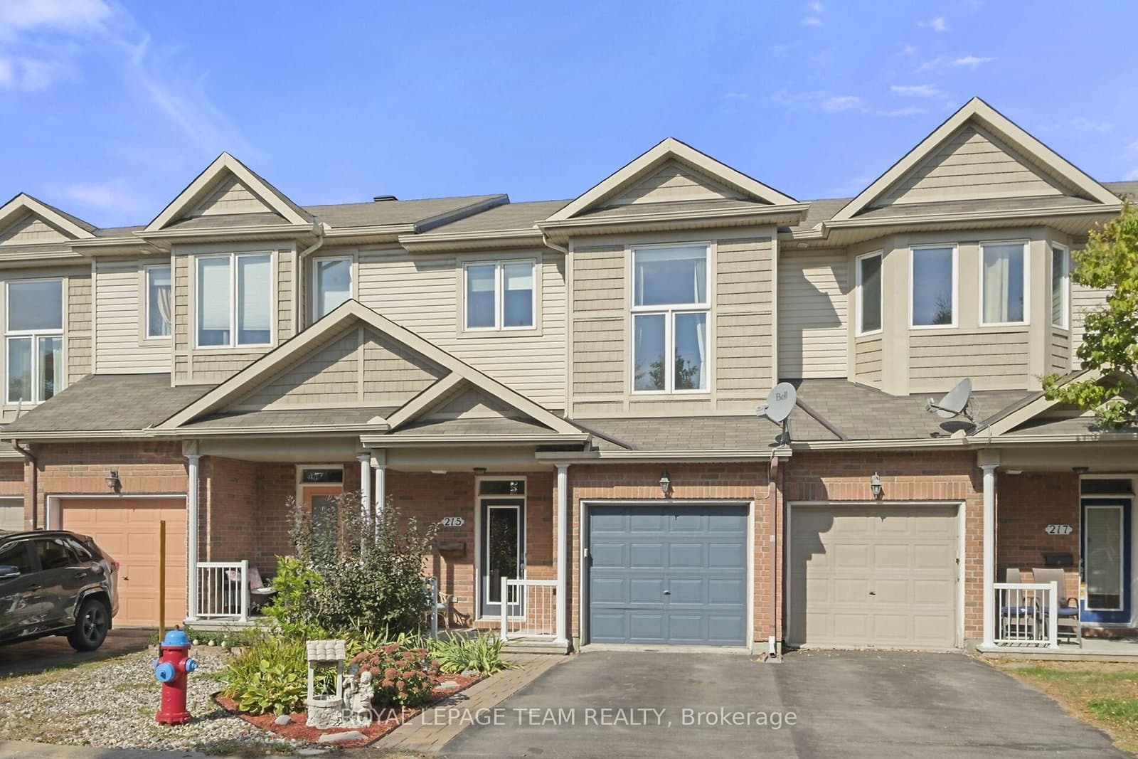 215 Parkrose Private, Ottawa, ON