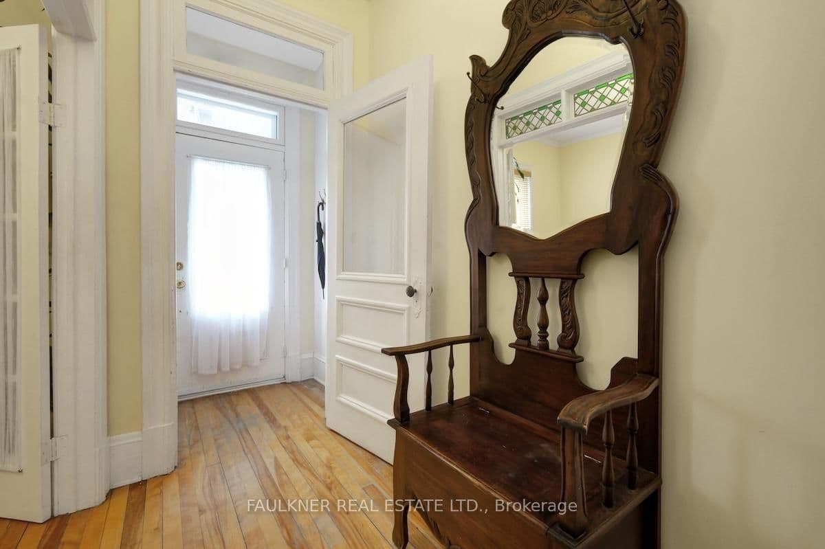 136 Concord Street, Ottawa, ON — photo 3