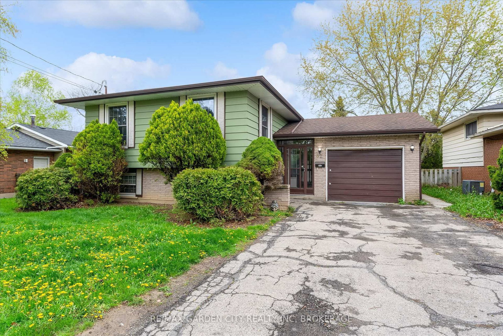 82 Linwell Road, St. Catharines, ON
