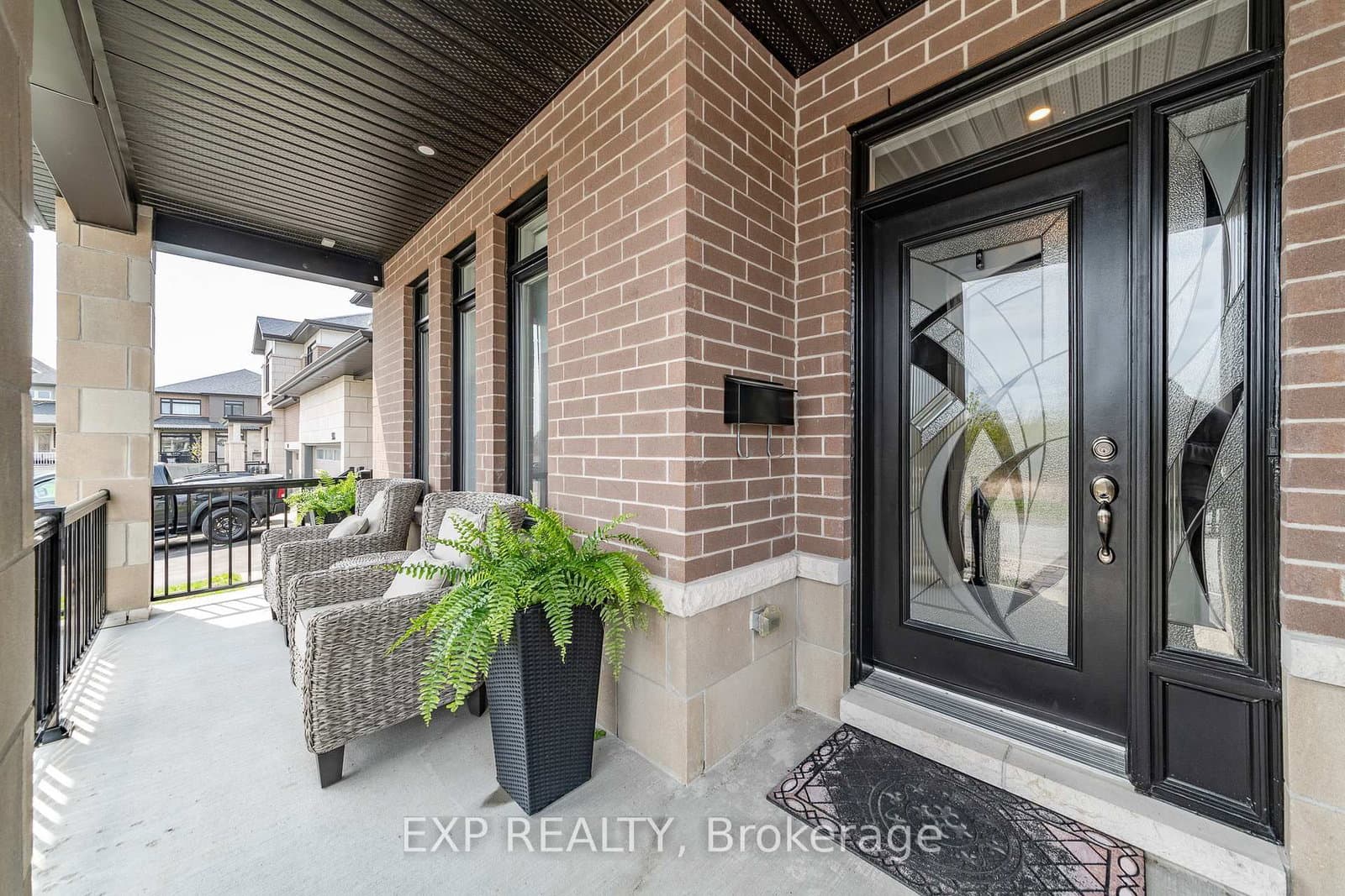 505 Beaufield Street, Orleans, ON — photo 2