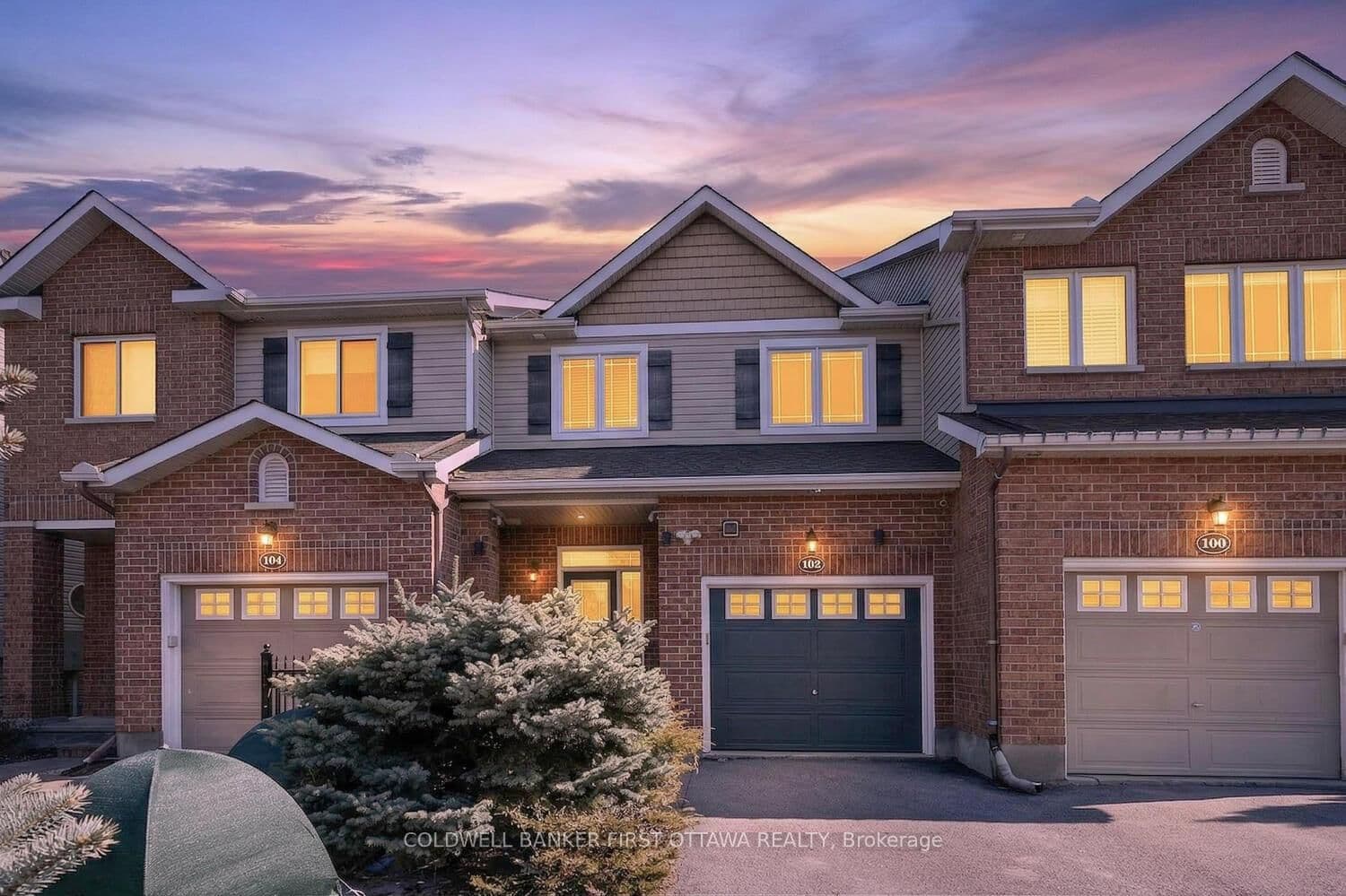 102 Windance Crescent, Ottawa, ON