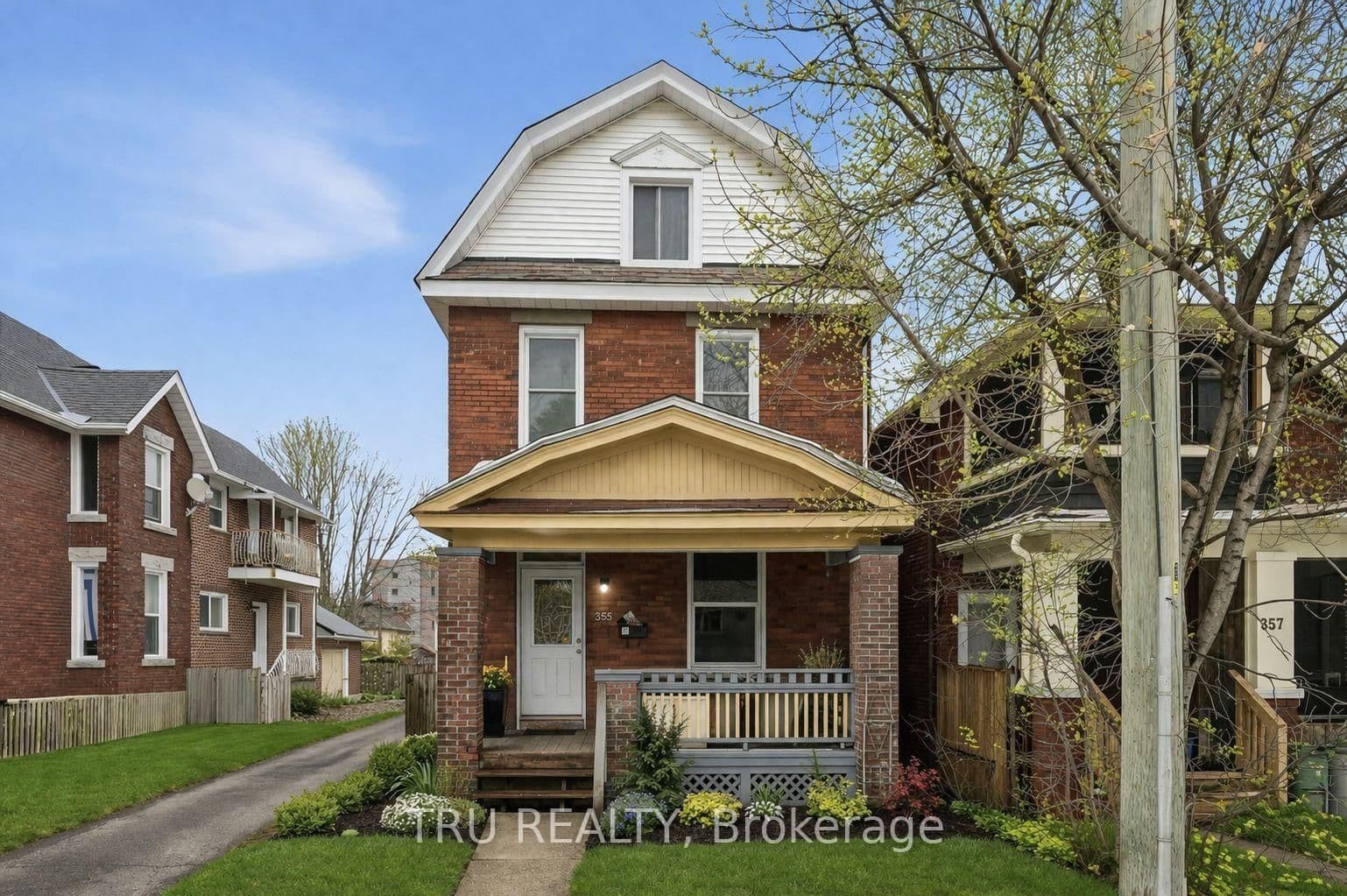 355 Cambridge Street, Ottawa, ON