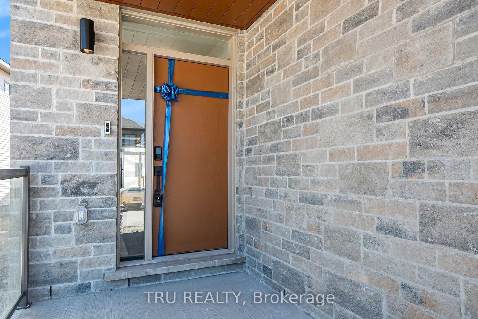 813 Crossgate Street, Ottawa, ON — photo 3