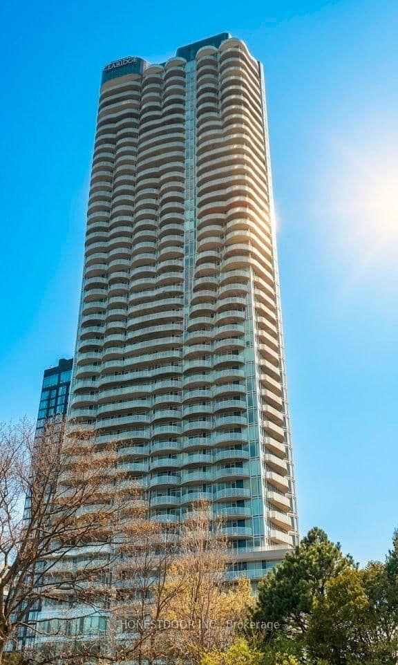 1704 - 805 Carling Avenue, Ottawa, ON