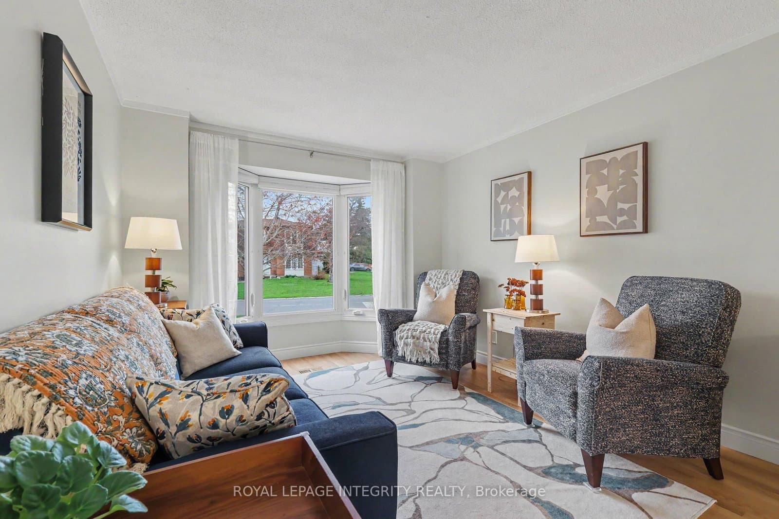 1138 St Germain Crescent, Ottawa, ON — photo 3