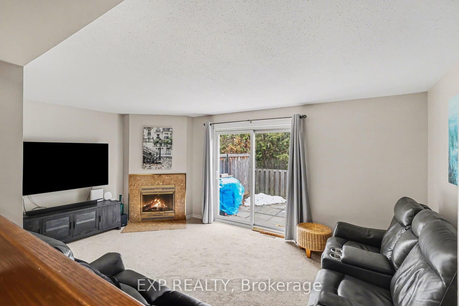 B - 1765 Lamoureux Drive, Ottawa, ON — photo 2