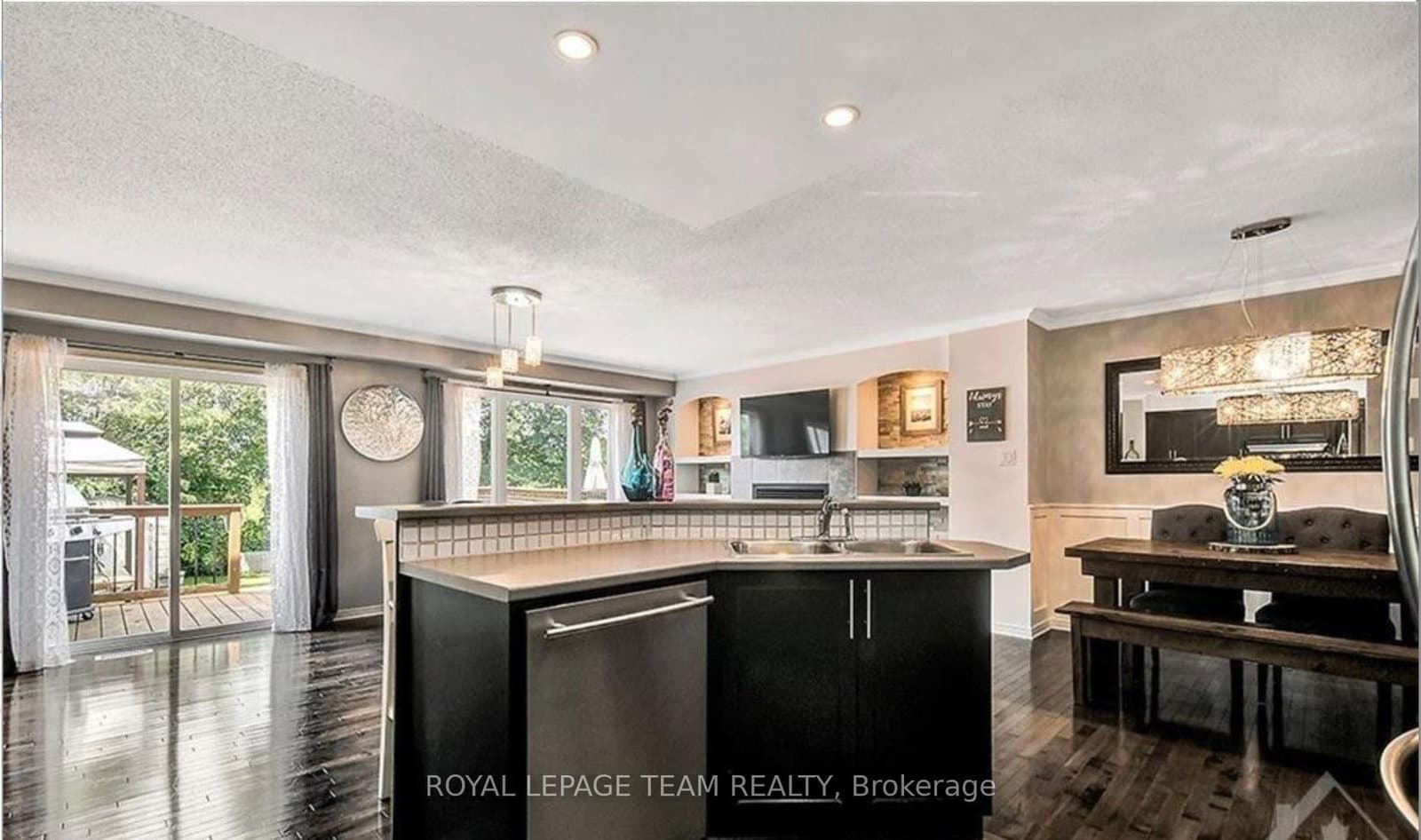 381 CELTIC RIDGE Crescent, Ottawa, ON — photo 3