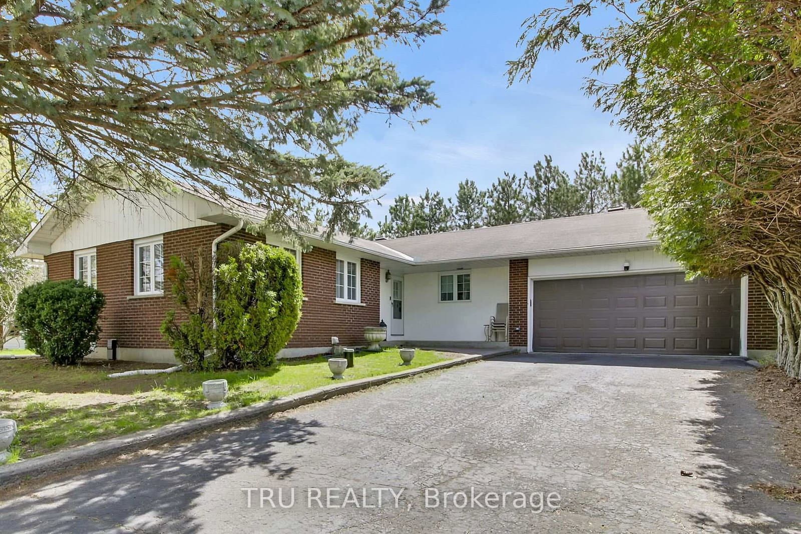 7038 SHIELDS Drive, Greely, ON — photo 2