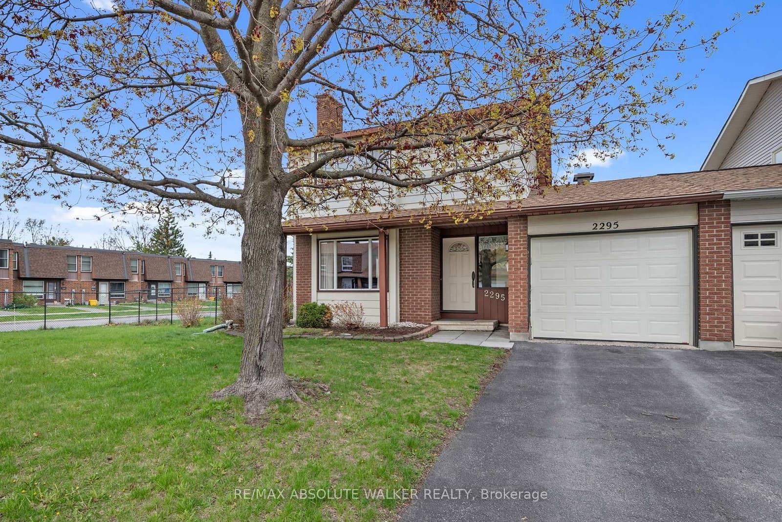 2295 Cotters Crescent, Ottawa, ON — photo 2