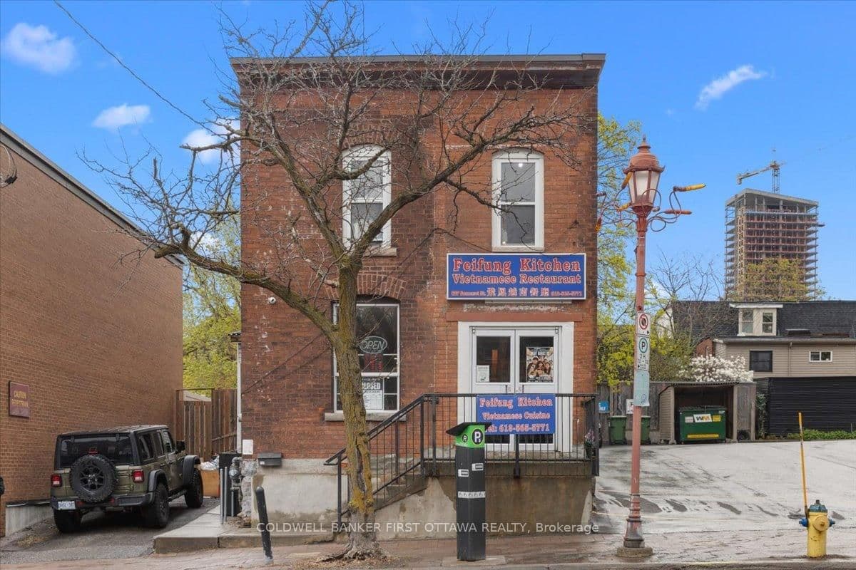 827 SOMERSET Street, Ottawa, ON