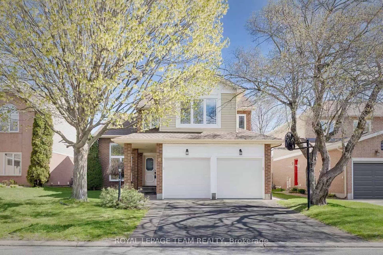 8 Saddlebrook Street, Ottawa, ON