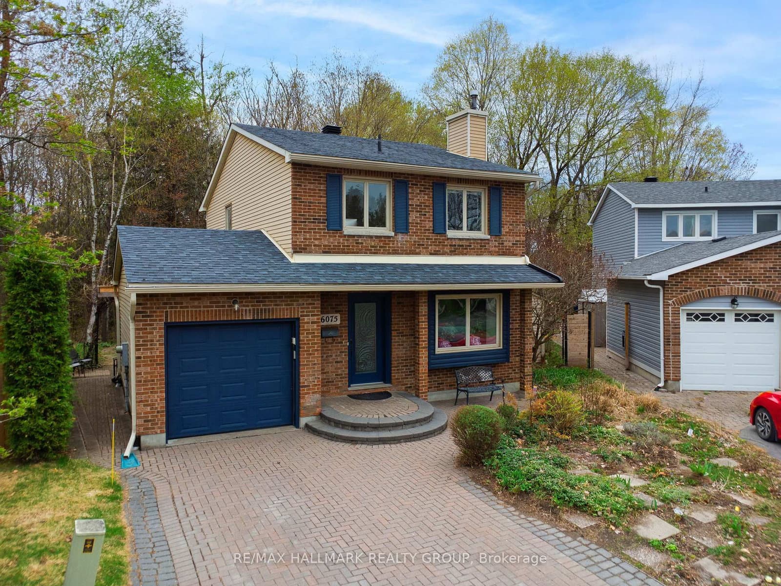 6075 Forestglen Crescent, Ottawa, ON
