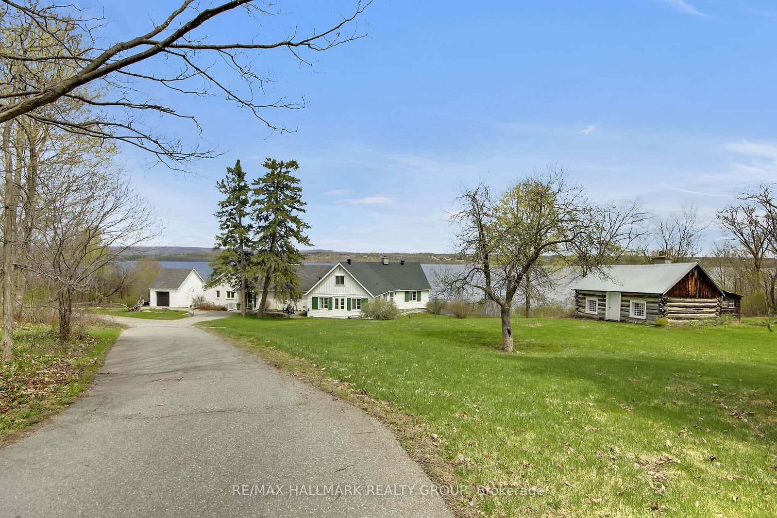 350 Berry Side Road, Ottawa, ON