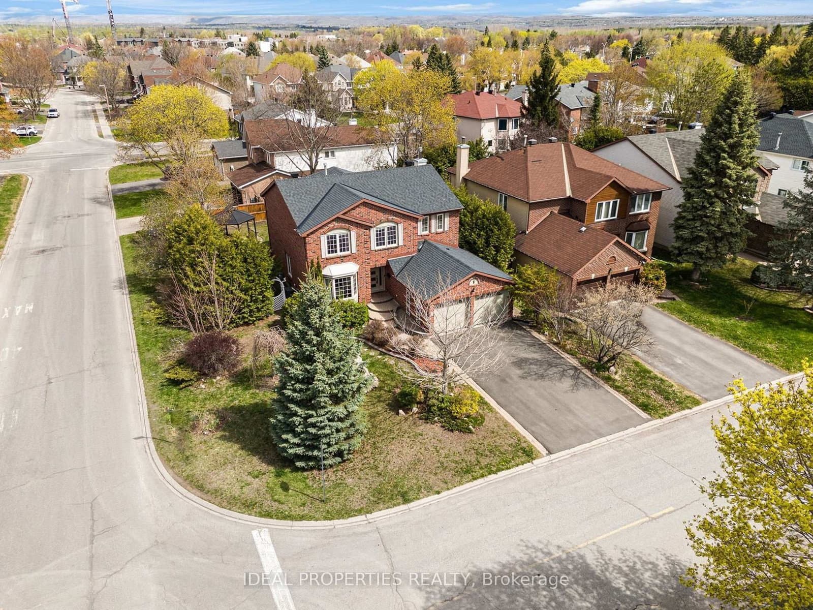 1 Acklam Terrace, Kanata, ON