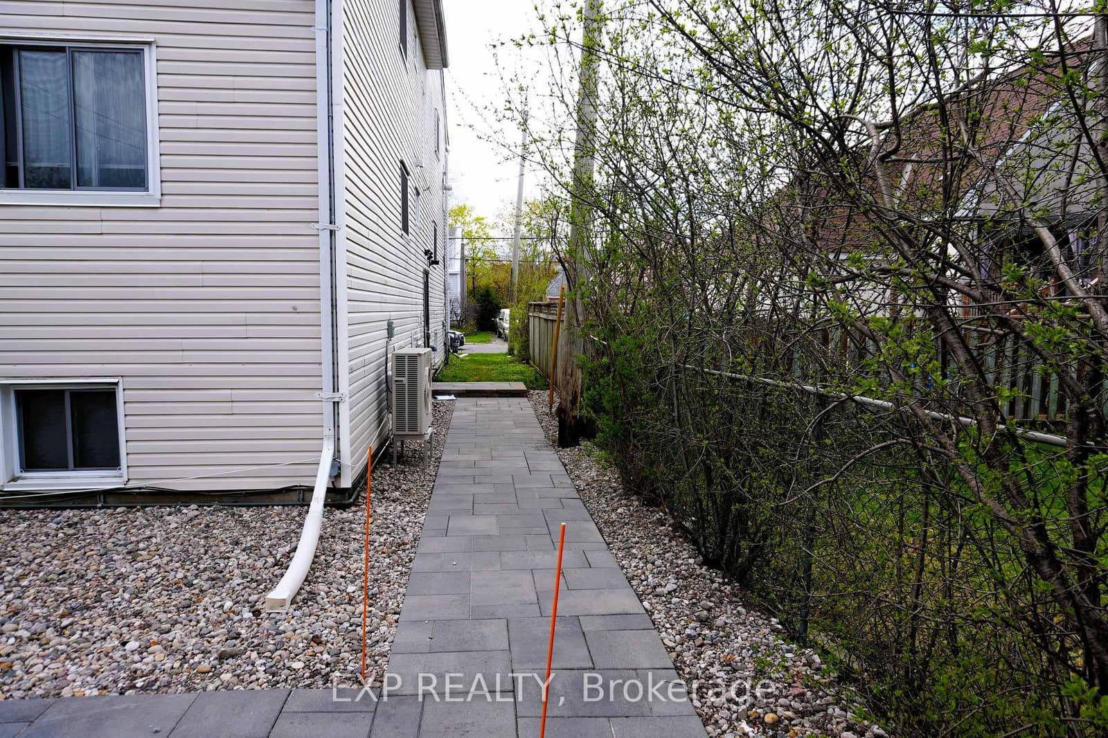 369 Lafontaine Avenue, Ottawa, ON — photo 3