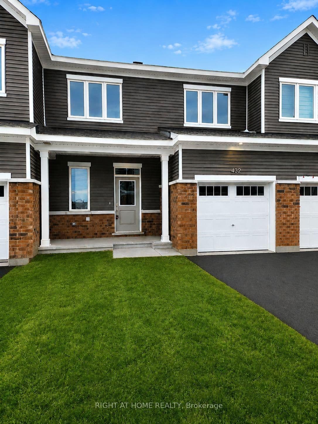 432 Epoch Street, Ottawa, ON