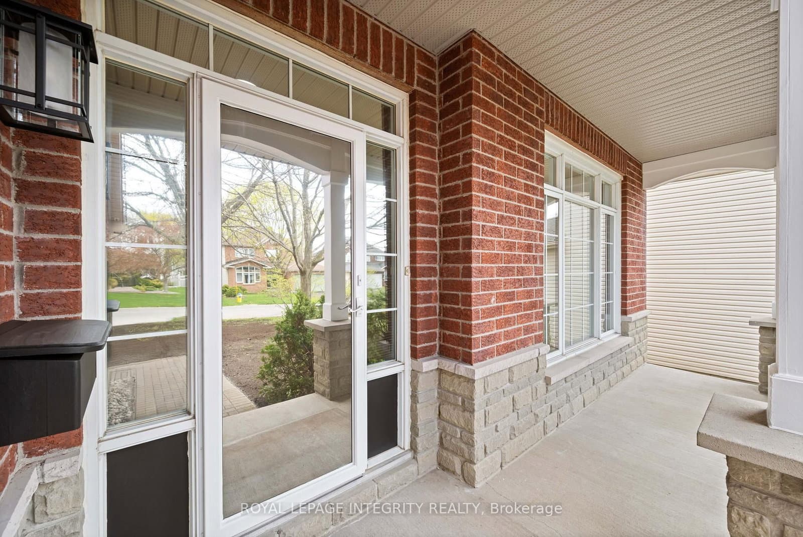 41 Bramblewood Crescent, Ottawa, ON — photo 3