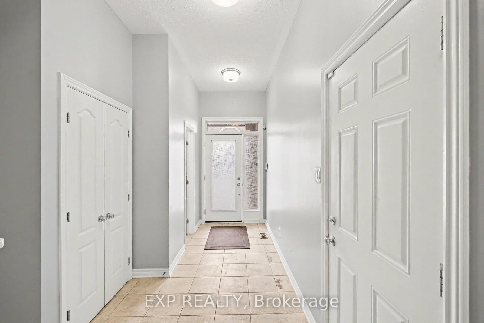 180 Flat Sedge Crescent, Ottawa, ON — photo 2