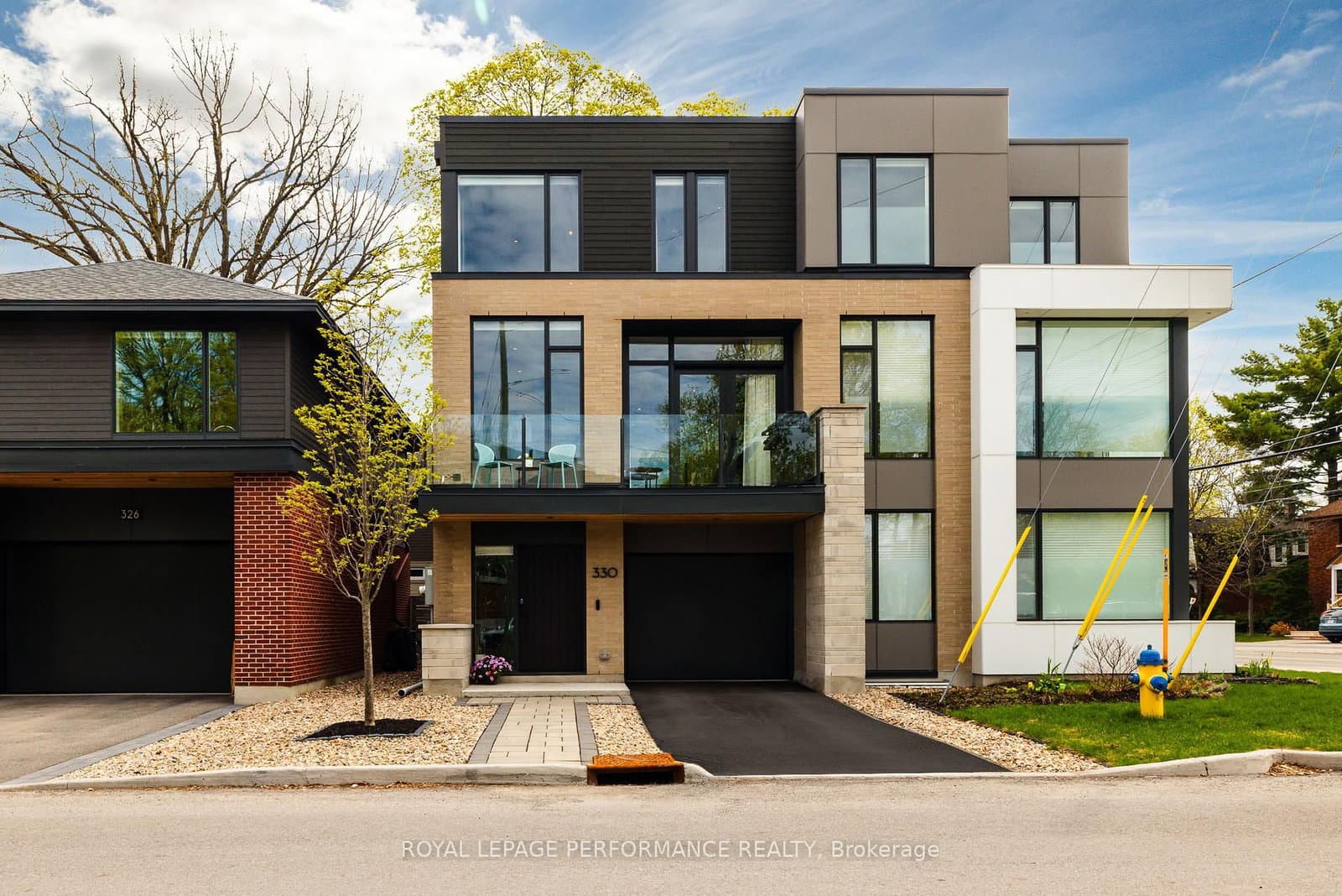 330 Kenwood Avenue, Ottawa, ON