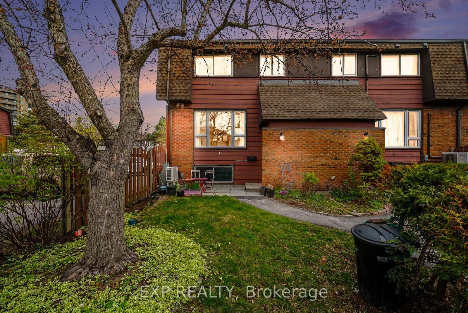 33 - 7A Banner Road, Ottawa, ON