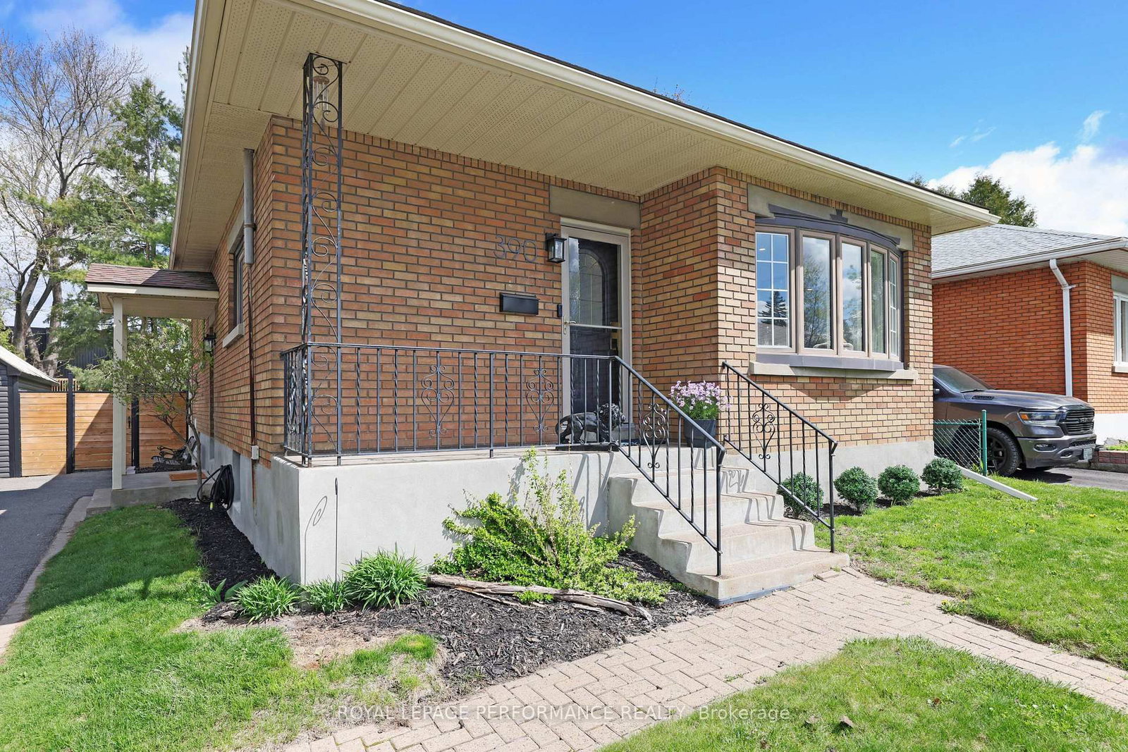390 Maria Goretti Circle, Ottawa, ON — photo 3
