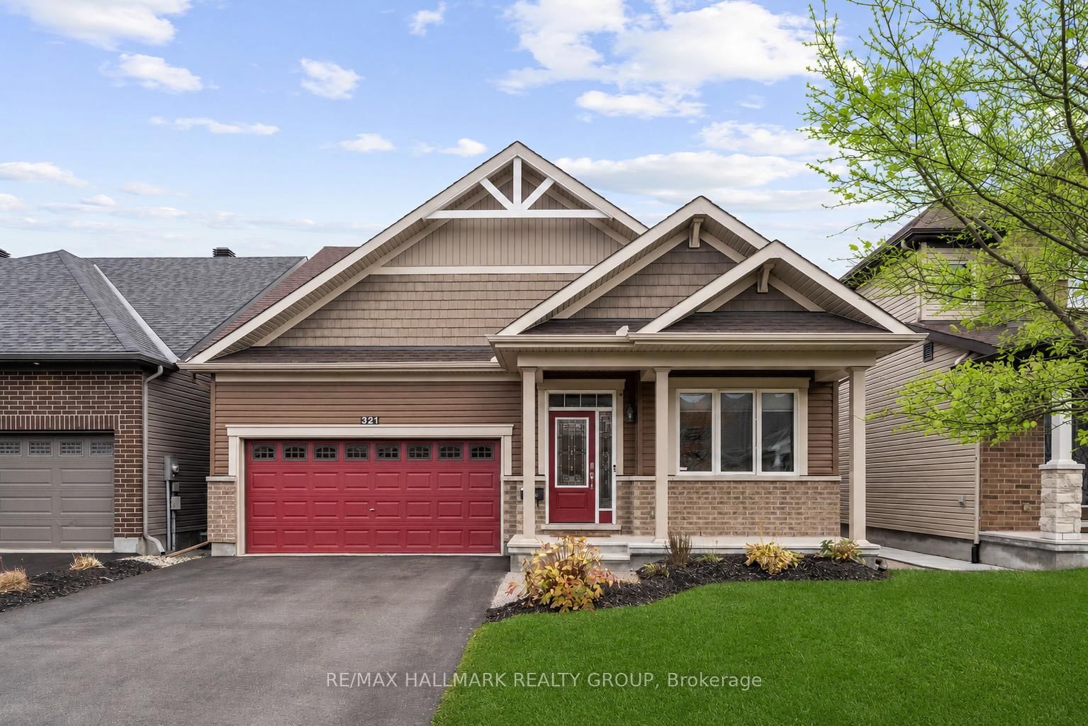 321 Hepatica Way, Ottawa, ON