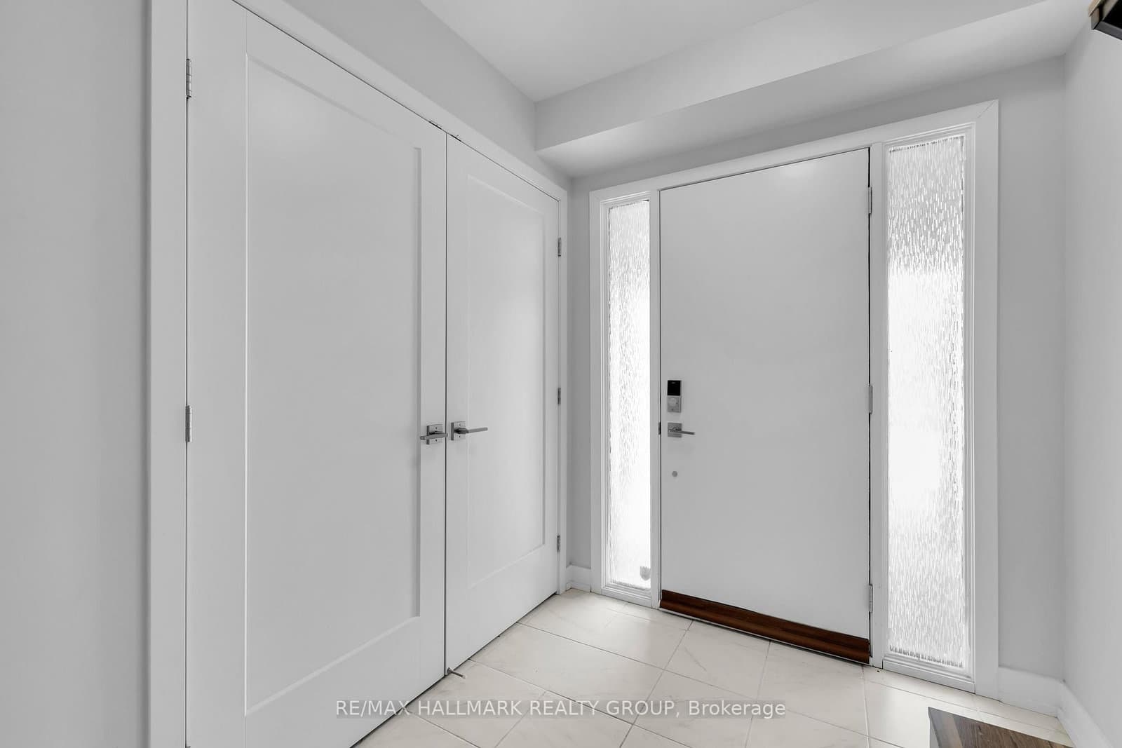738 Chromite Private, Ottawa, ON — photo 3