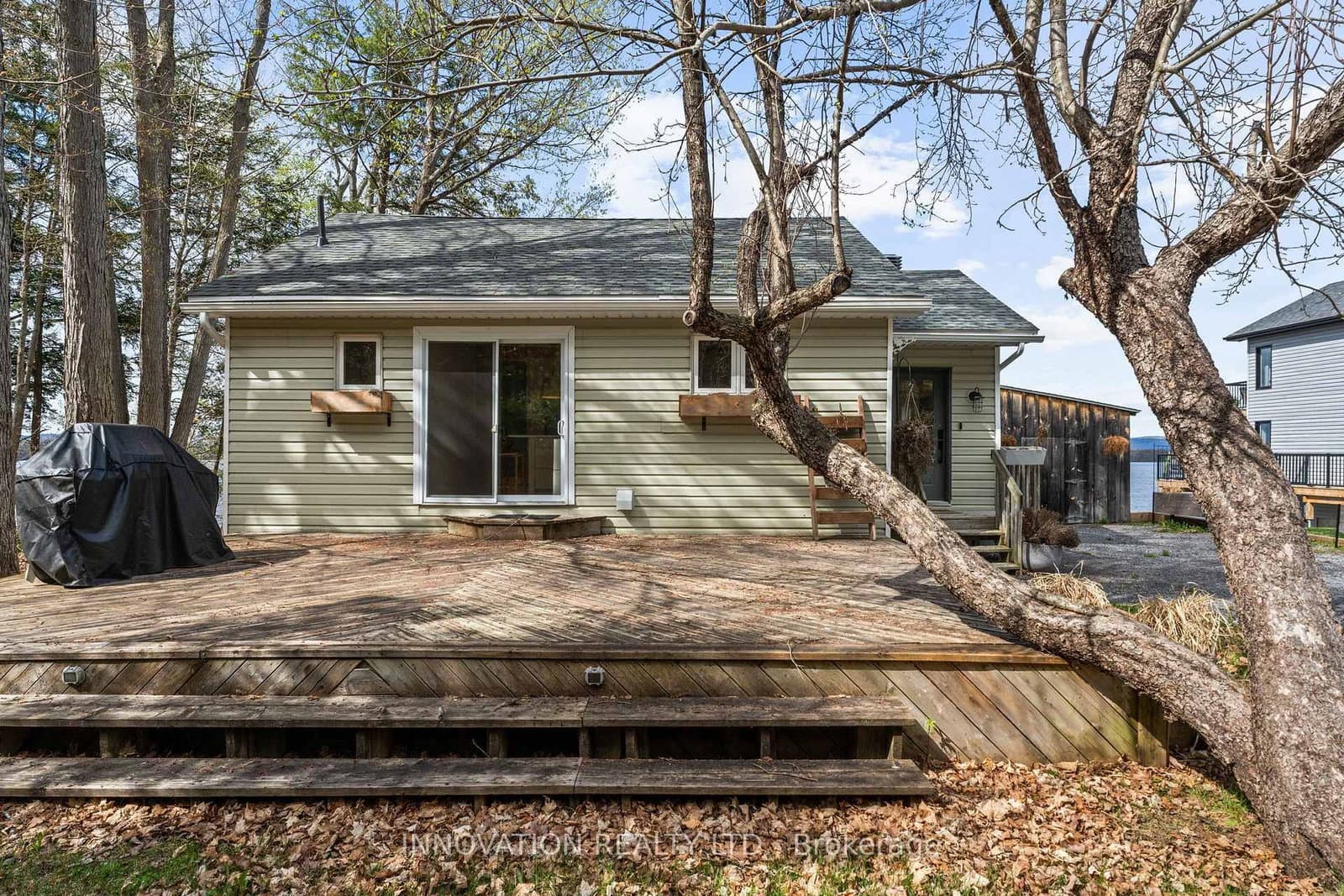 300 Riverwood Drive, Ottawa, ON — photo 3