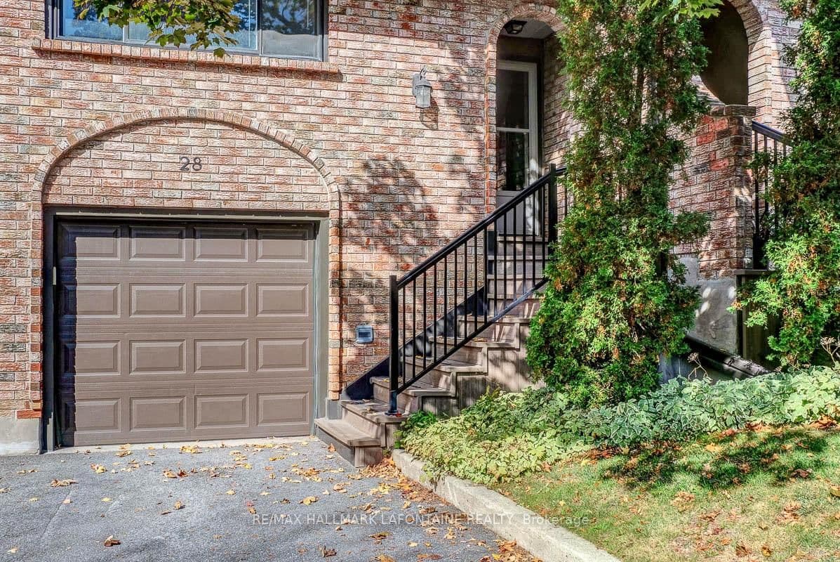 28 - 2 Bertona Street, Ottawa, ON — photo 2