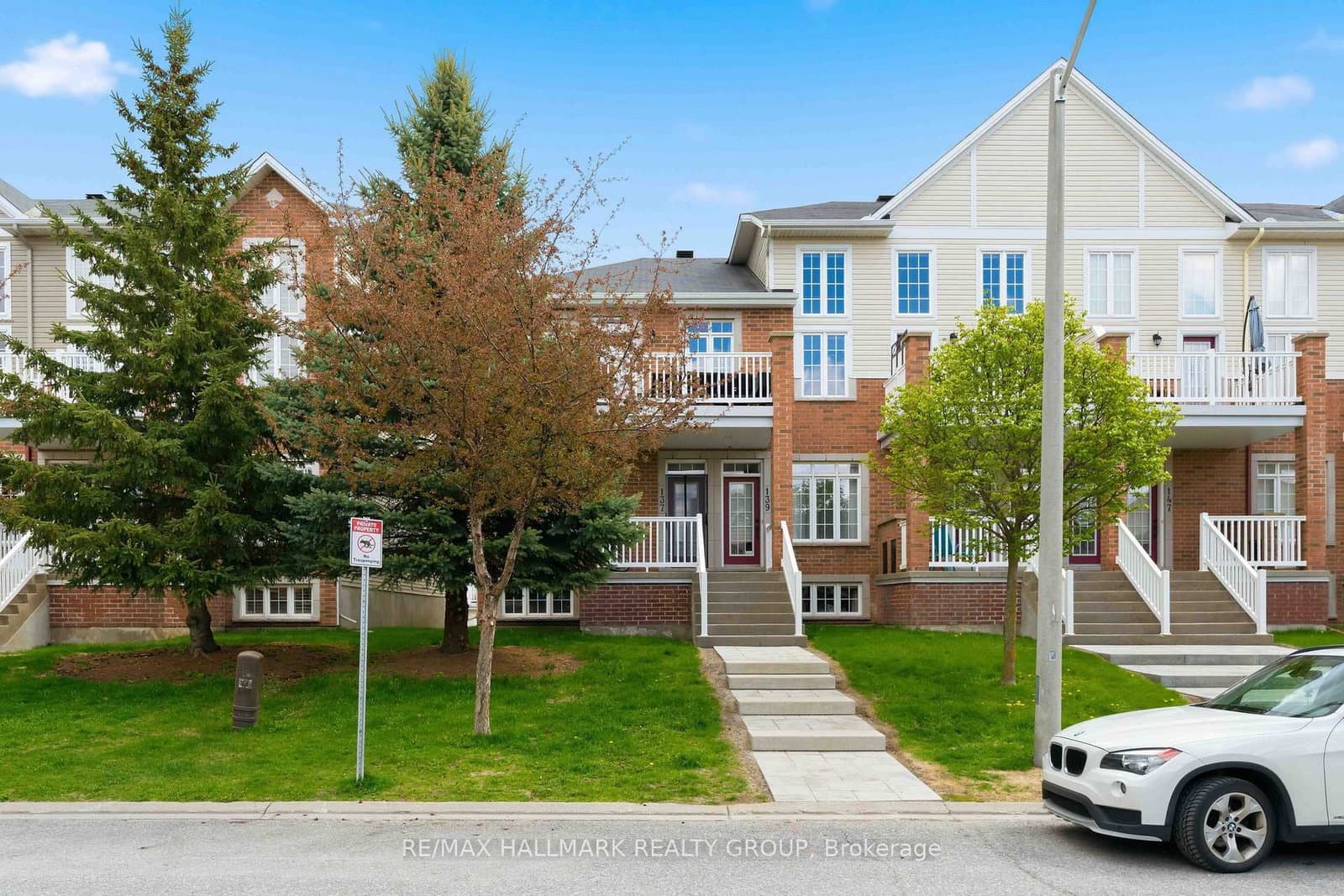 137 Eye Bright Crescent, Ottawa, ON
