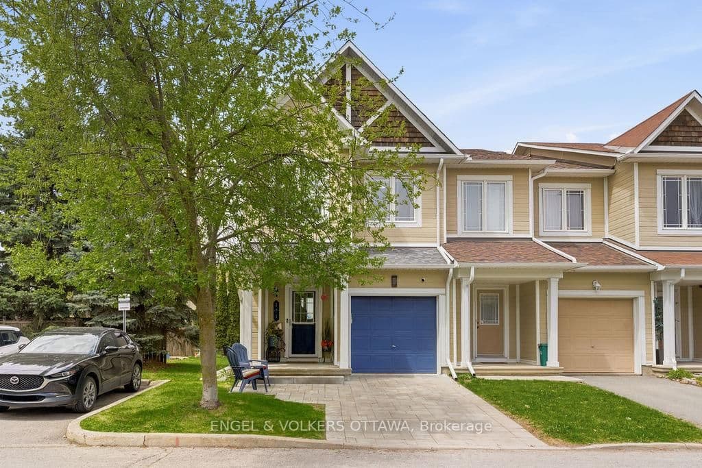 371 Hillsboro Private, Ottawa, ON — photo 2