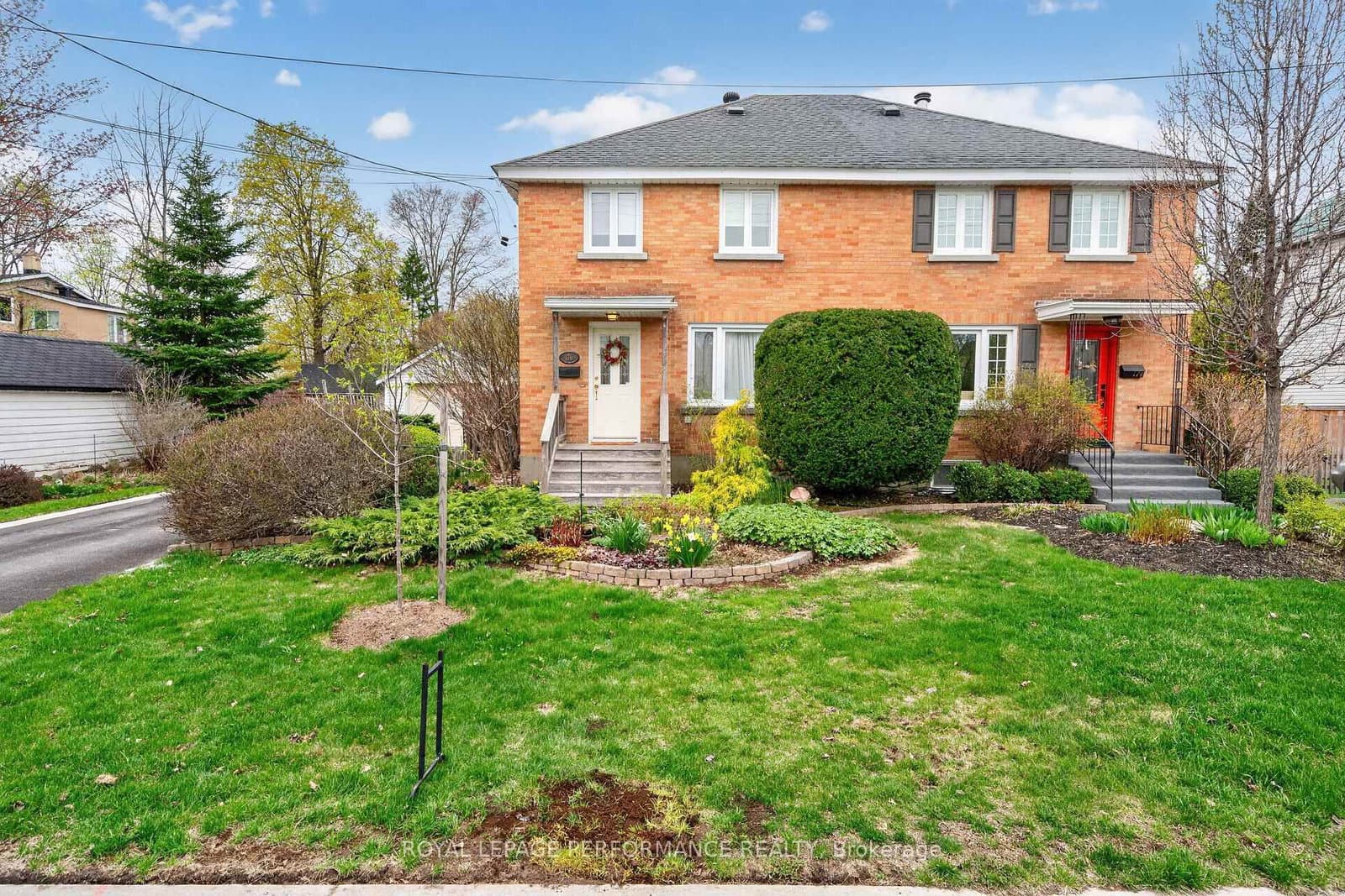 176 Compton Avenue, Ottawa, ON — photo 2