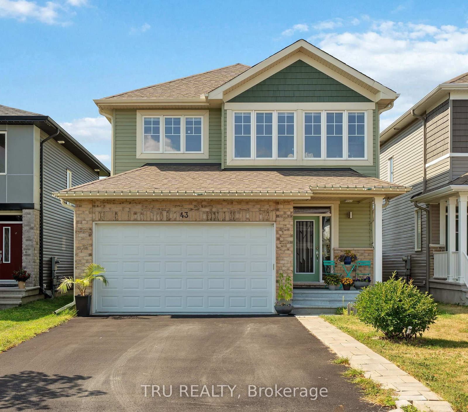 43 Aridus Crescent, Ottawa, ON