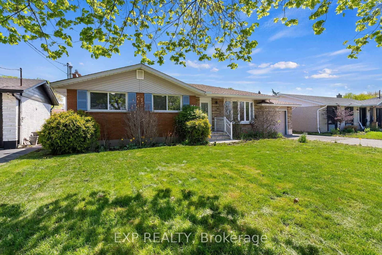554 LAKE Street, St. Catharines, ON — photo 2