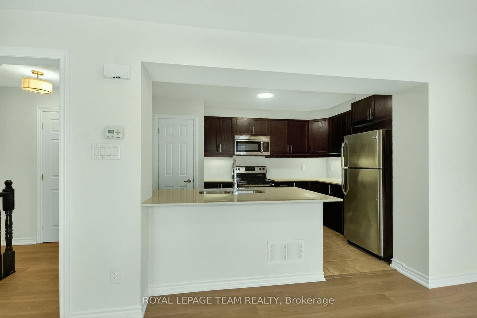 342 Sweet Grass Circle, Ottawa, ON — photo 7