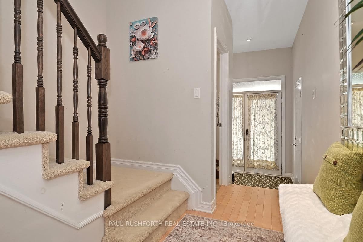 137 Popplewell Crescent, Ottawa, ON — photo 2