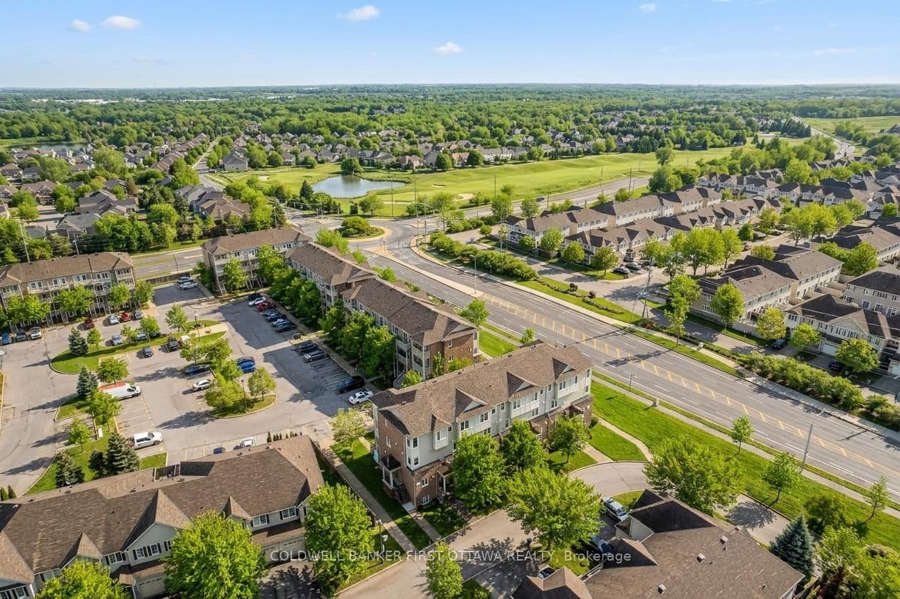 150 Urbancrest Private, Barrhaven, ON — photo 3