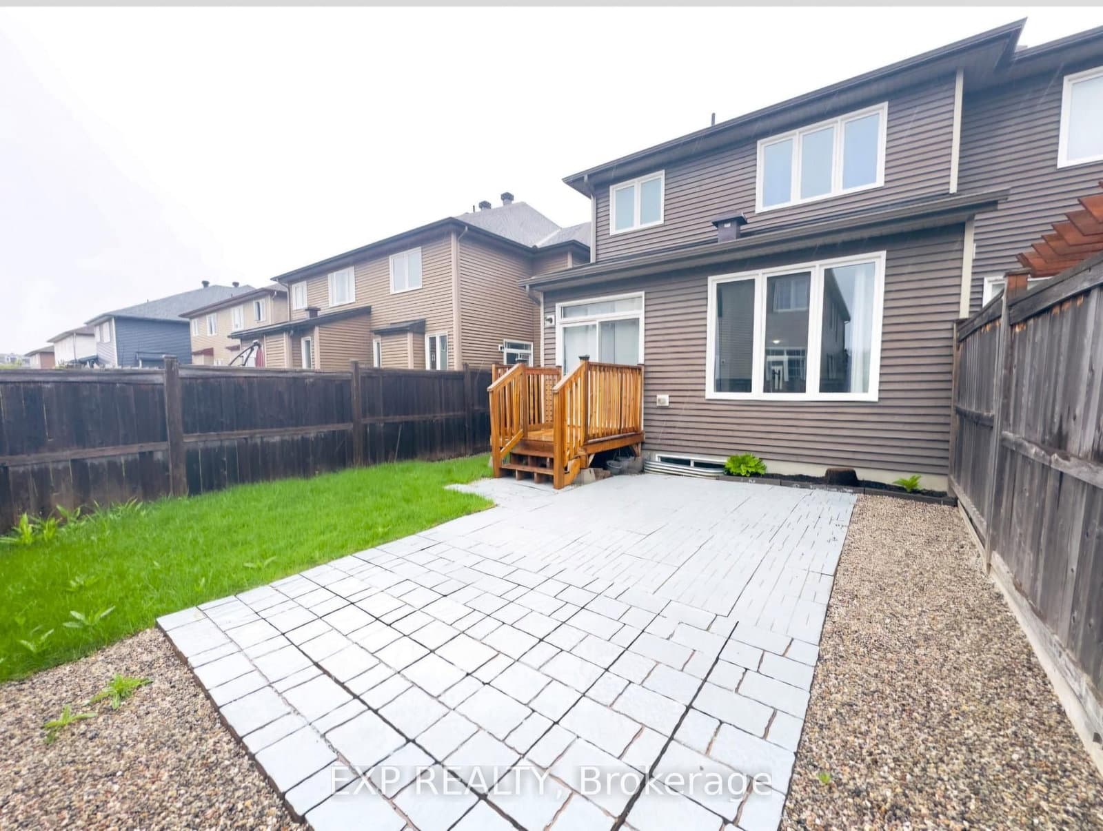 635 Moorpark Avenue, Ottawa, ON — photo 2