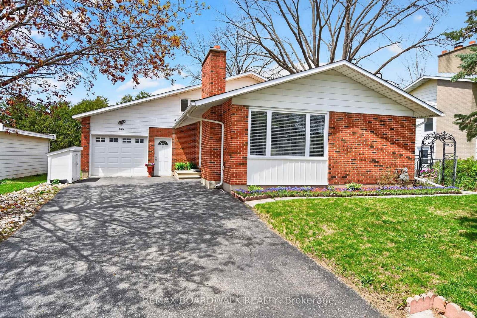 189 BANNING Road, Ottawa, ON — photo 2