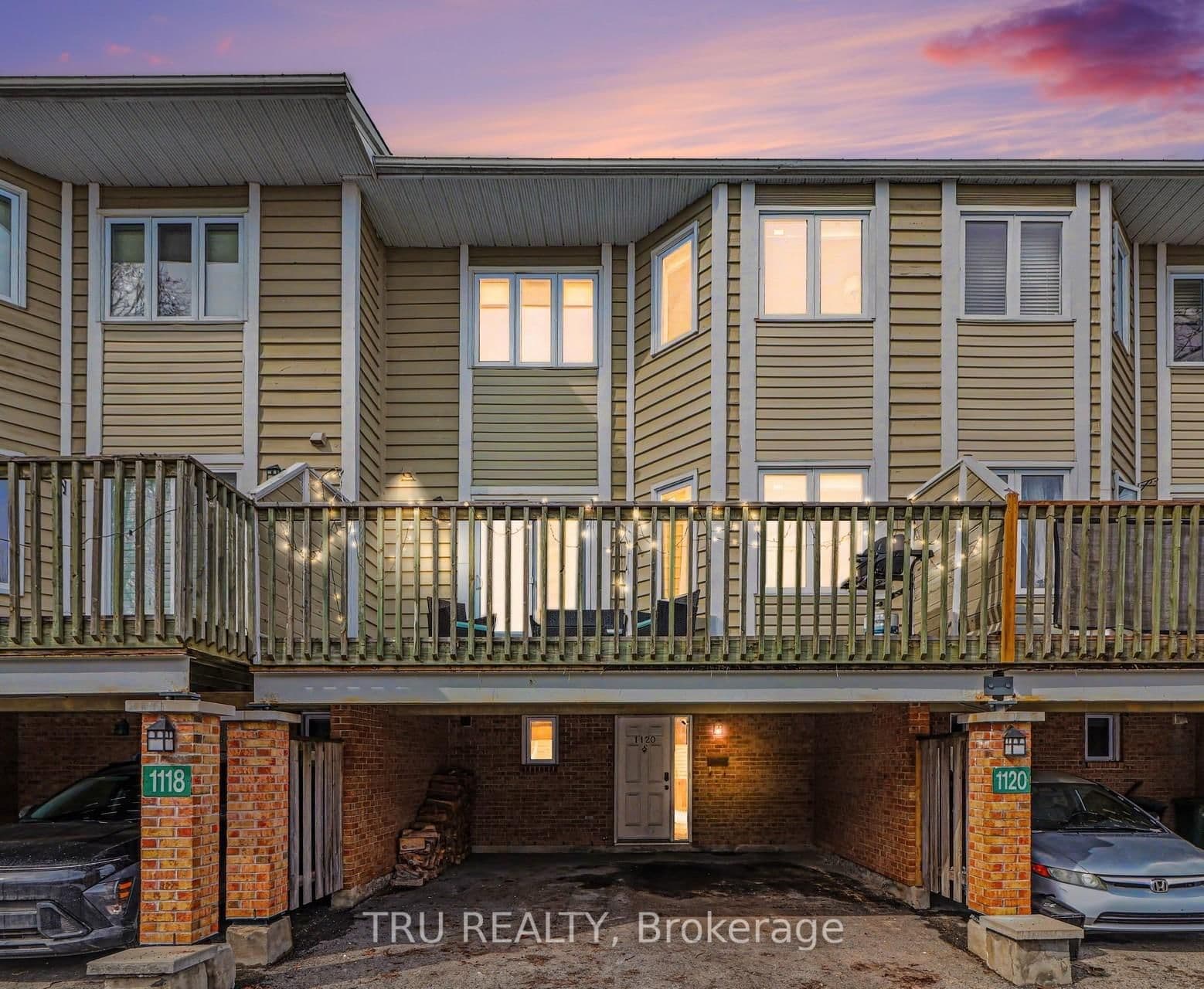 1120 Chimney Hill Way, Ottawa, ON