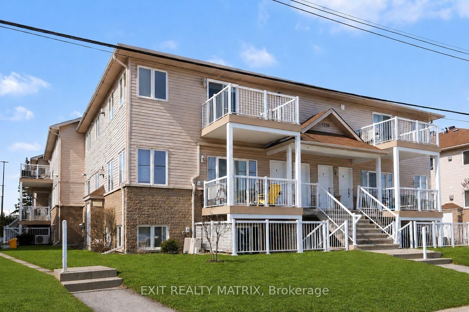 2 - 1238 Marenger Street, Ottawa, ON — photo 2