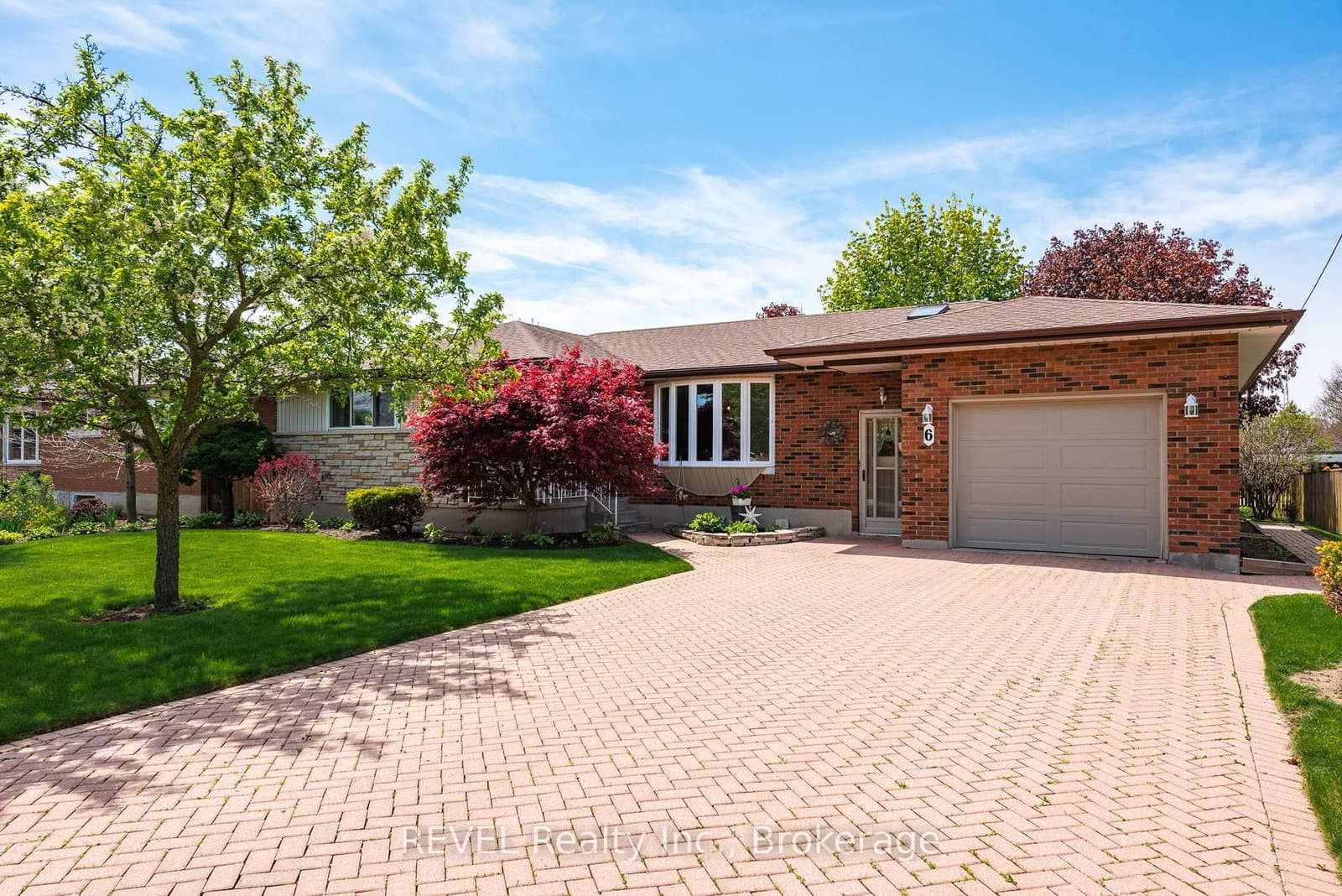 6 Harcove Street, St. Catharines, ON