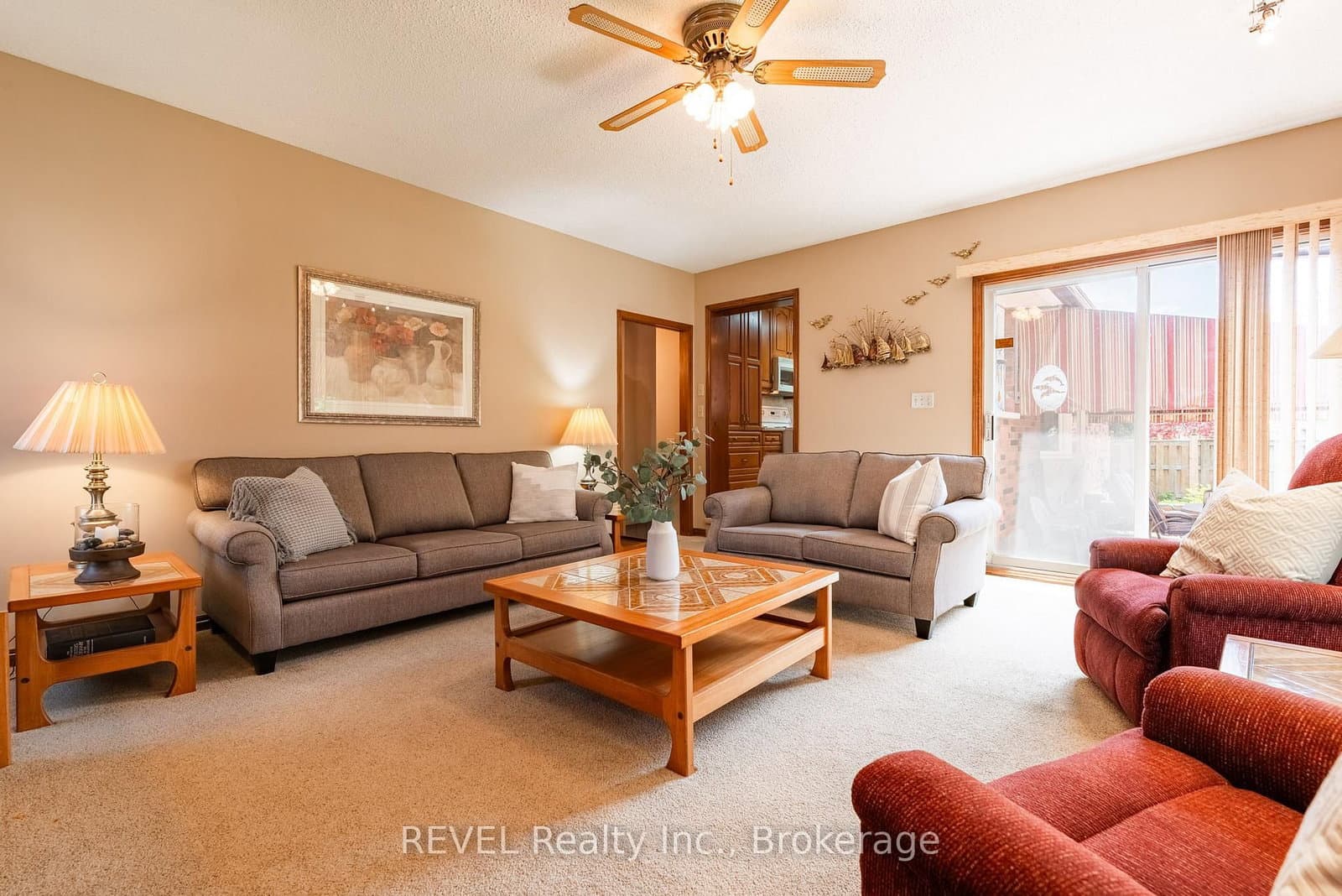 6 Harcove Street, St. Catharines, ON — photo 3