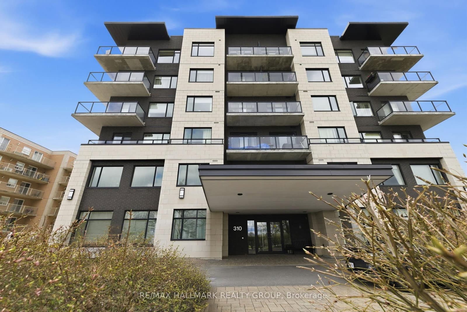 206 - 310 Centrum Boulevard, Ottawa, ON — photo 3