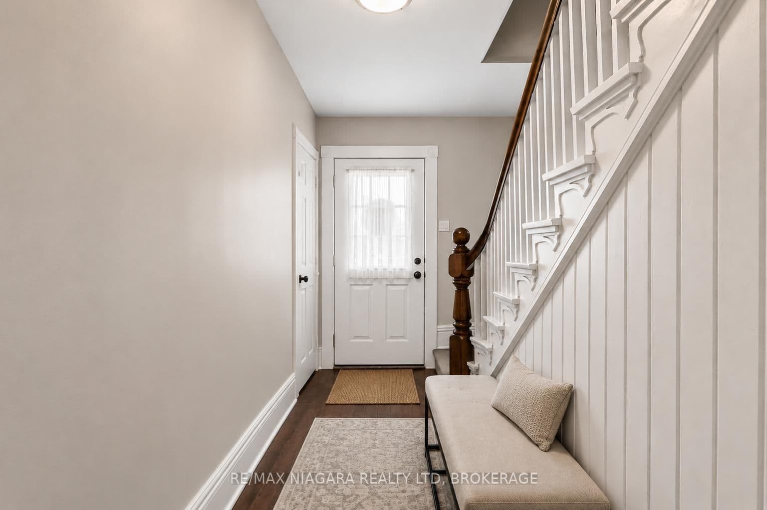85 Maple St Street, St. Catharines, ON — photo 3